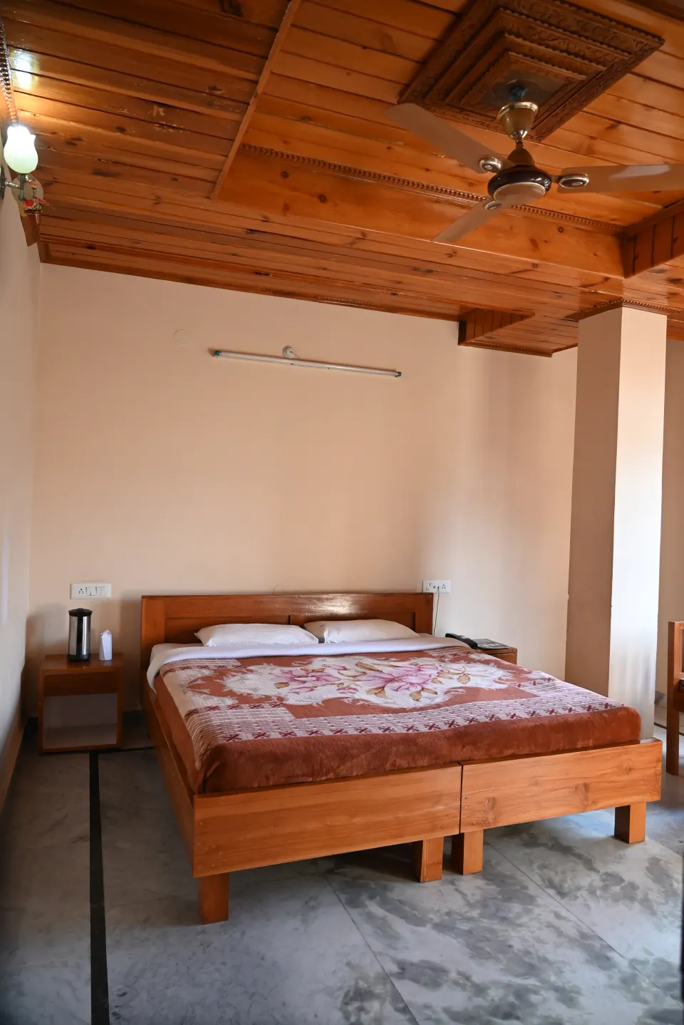 Super Deluxe Room with wooden wall panelling